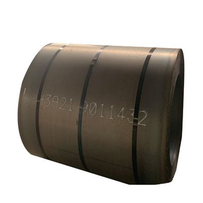Breite 800-1600 S235jr Warmgewalzte Stahlspule Astm A36 Prime eingelegte und geölte Spulen mit individueller Größe und individueller Breite