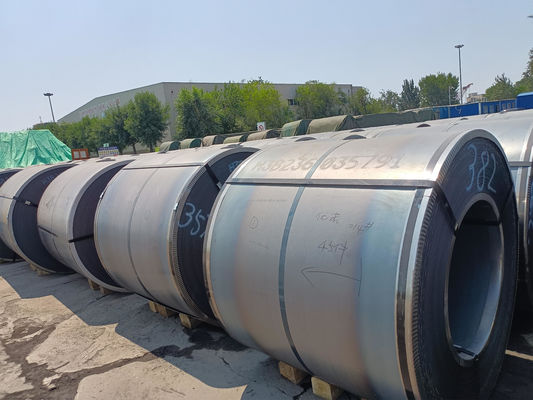 Q195 Q235 Q345 Q235B 0,8-300 mm Dicke MS HRC Eisen Niedrigkohlenstoff-Hochwalzstahlspule für Container- oder Massengüterversand