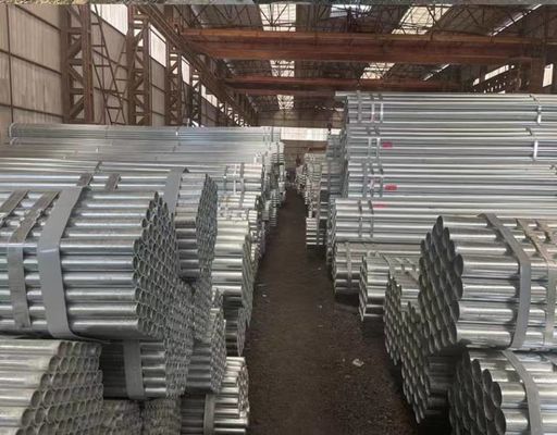 Nichtlegierte Schleuderei 1,2 mm 1,5 mm Dicke 6 m Länge Warmgewürfelte galvanisierte Runde Stahlrohr für das Stapeln
