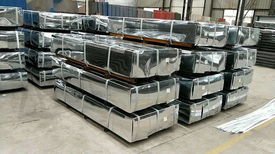 angepasste RAL 9003 RAL 9002 Metall-Dachplatten Verzinkte Dachplatte mit 8-30/5-30um Primer-Beschichtung