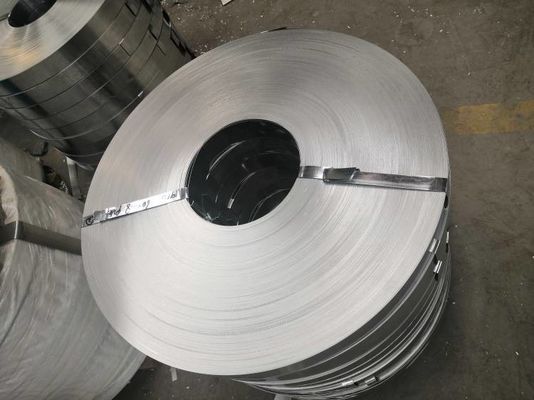 Nicht geölte galvanisierte Stahlrollenstreifen 0,6 mm * 160 mm 0,8 mm * 200 mm für PVOC-Zertifikate in großen Mengen