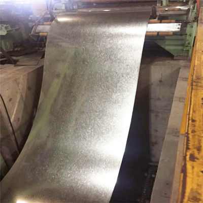 Natürliche Farbe Heißgewürfelte GI Galvanisierte Stahlspule für geölte oder ungeölte leicht geölte und 0,12 mm Z50 Zink beschichtete Spule