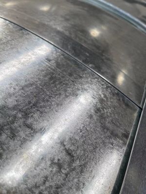 Toleranz ± 1% und Skin Pass Q235B 0,8 mm * 180 mm Verzinkte Stahlrollenstücke 1,0 mm * 200 mm für die Leistung