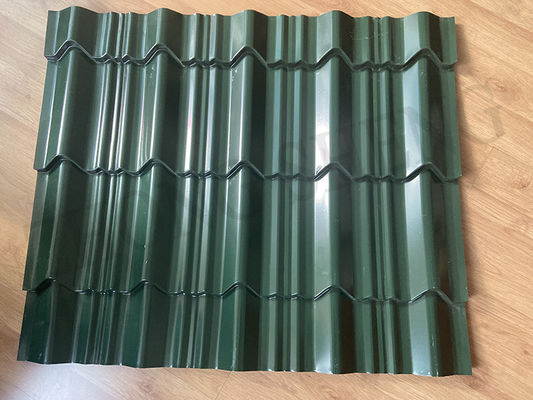 Stahlgitter Gitter Rot gewelltes Dachblech PPGI Metallverzinktes Stahlblech Dachblech für Bauprojekte