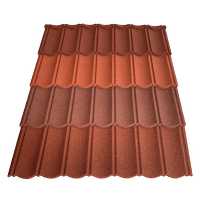 PVC-Material und 2,7 kg/Stück Gewicht Blaue Anti-Fade-Stein überzogen Metalldachfliese mit hoher Haltbarkeit