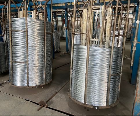 30%TT Vorauszahlung 70% Balance Q235 Galvanisierter Stahldraht 1,3 mm 2,3 mm GI Draht Eisenstangen für Gebäude