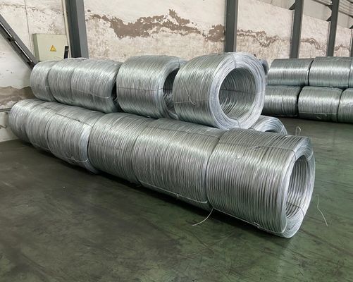 Verzinktes Eisendraht 0,8 mm 1,2 mm 1,6 mm 1,8 mm 2 mm 2,5 mm zum Schweißen und Binden in schweren Industrieanwendungen