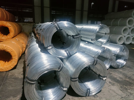 Silber helles galvanisiertes Stahldraht 0,7 mm 0,8 mm 1,2 mm 1,6 mm 1,8 mm 2 mm Durchmesser Zahlungsbedingungen 30% TT Vorauszahlung 70% Guthaben