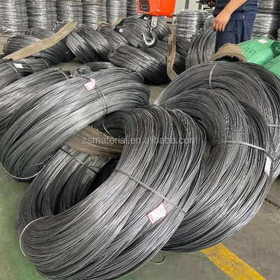 Stahlgehalt Kohlenstoffstahl Draht bereit Lager Schwarz 1 mm 0,8 mm 1,2 mm Q195 Q235 Q345 für Nagelherstellung und Stahldraht Bürste
