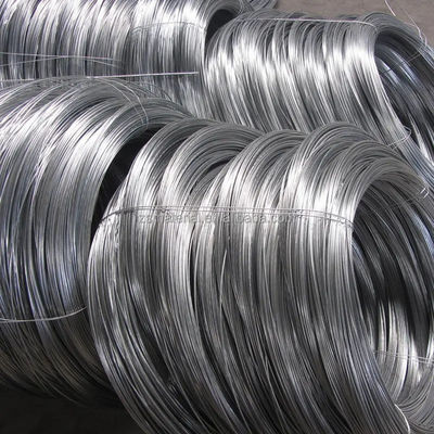 Längen BWG18 Hot Dip Galvanized Stahl Eisendraht 25 kg pro Rolle mit Decoiling Service in hoher Nachfrage